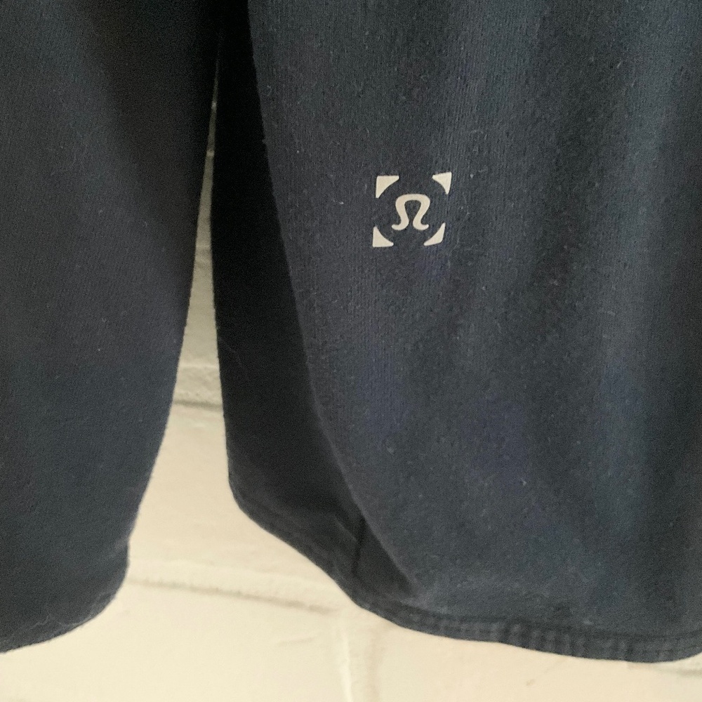 Lululemon Technical Hooded Running Jacket Reflective Navy Sz S - Picture 12 of 13